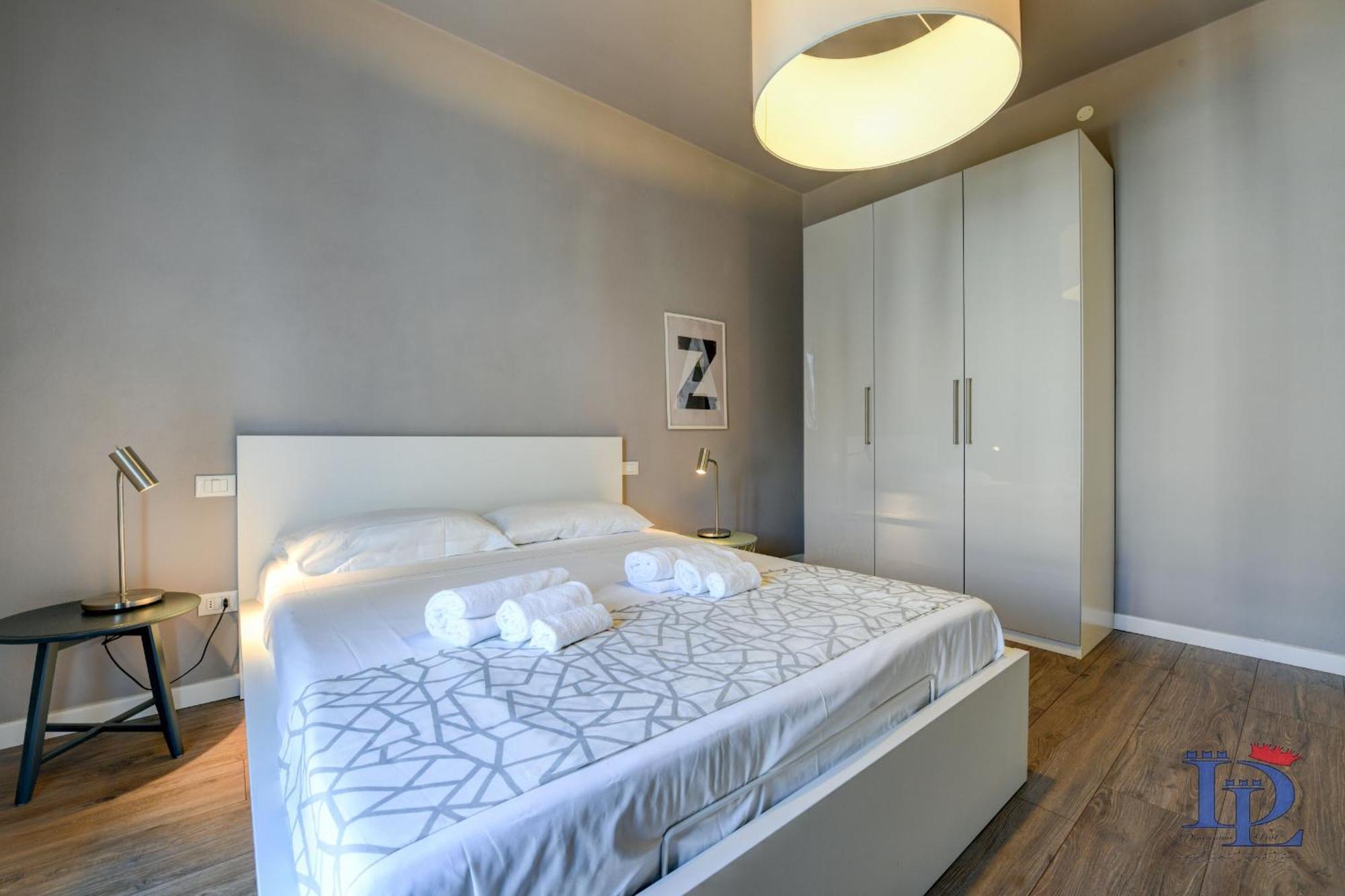 Desenzanoloft Official Partner Marriott Homes & Villas - Bacco Family Apartment Desenzano del Garda Luaran gambar
